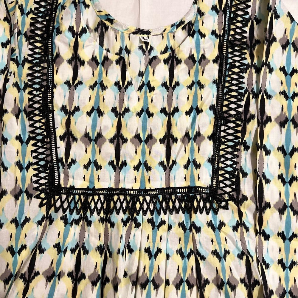 Printed Top - Picture 2 of 2